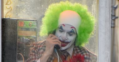 صور.. جواكين فونيكس "مهرج" فى فيلمه الجديد Joker 