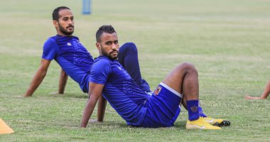 الأهلي يجهز حسام عاشور للعودة للتشكيل الأساسى أمام الإسماعيلي