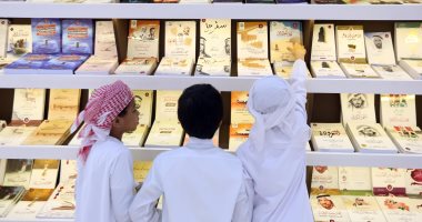 شاهد.. فعاليات معرض العين للكتاب 2018 خلال يومين فى 16 صورة