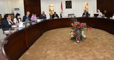 وفد من وزارة الإسكان يلتقى المدير التنفيذى لصندوق العشوائيات
