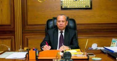 محافظ كفر الشيخ يحيل 59 طبيبًا وموظفًا بوحدة صحية للتحقيق لتغيبهم عن العمل