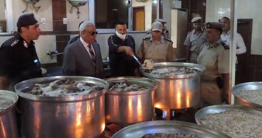 مدير أمن كفر الشيخ يتفقد الخدمات الأمنية ويطمئن على صحة المجندين