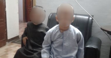 فيديو وصور.. القصة الكاملة لقطع العضو الذكرى لطفلين بسوهاج.. عرض "عبد الله وعمر" على استشارى تجميل لبيان وجود إهمال طبى.. ومديرية الصحة: أى إجراء ضد الطبيب بعد التحقيق.. ووالديهما يطالبان الوزيرة بالتدخل