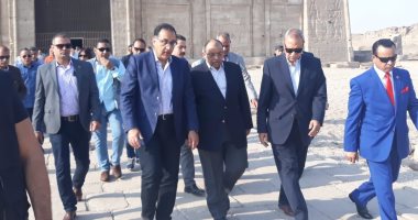 رئيس الوزراء: انتهاء المرحلة الأولى لمدينة غرب قنا فى 2020