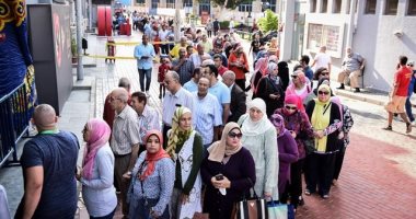 إقبال كثيف من أعضاء الأهلى للتصويت على اللائحة.. صور