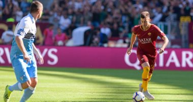 شاهد.. روما يتفوق على لاتسيو بهدف رائع فى شوط أول مثير