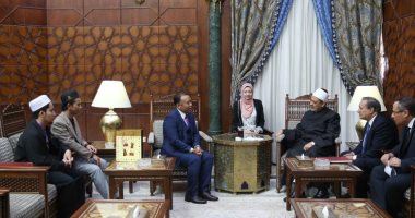 سفير كمبوديا بالقاهرة: الأزهر يحظى بثقة كبيرة لدى مسلمى العالم