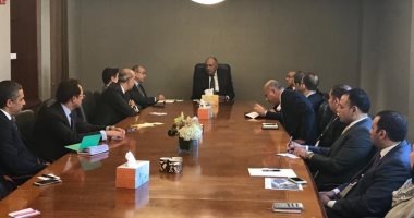 وزير الخارجية يجتمع مع أعضاء البعثة الدائمة بالأمم المتحدة