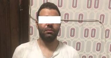 موضة المذابح الأسرية.. شاب يقتل زوجته وطفلته بالإسكندرية.. المتهم: خنقت مراتى وبنتى لشكى فى سلوكها.. قلبى لم يطاوعنى على قتل الرضيعة فخنقتها بيد أمها.. وخبيرة علاقات أسرية: التفكك الأسرى وراء الجرائم