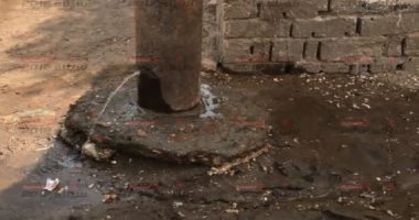 فيديو.. صدق أو لا تصدق.. عمود كهربا "جاب مية"