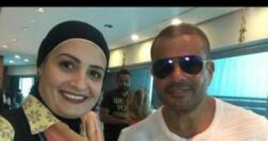 عمرو دياب ودينا الشربينى يغادران إلى أمريكا 