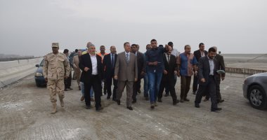 صور.. الانتهاء من 75 % من مشروع محور عدلى منصور ببنى سويف