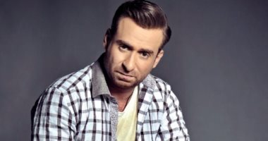 نضال الشافعى ضابط مخابرات فى مسلسل "هجمة مرتدة"