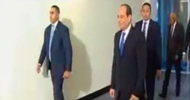 الرئيس السيسي يفتتح فعاليات الملتقى العربى الأول لأنشطة مدارس التربية الخاصة.. 110 طلاب يقدمون عروض فنية ورياضية وتكريم أبناء الشهداء من ذوى الاحتياجات.. ومساعد الوزير: إطلاق حملة للتوعية بحقوق ذوى الإعاقة 