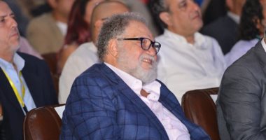 بدء ملتقى القاهرة الدولى للمسرح الجامعى بشهادات لنجوم المسرح
