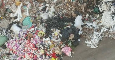 اضبط مخالفة.. أهالى حى غرب شبرا الخيمة يستغيثون من حرائق القمامة - صور 