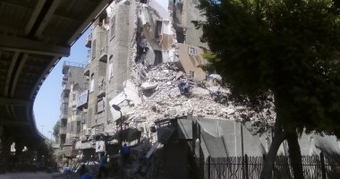 إغلاق شارع الأزهر بالكامل لاستكمال إزالة العقار المنهار جزئيا فى الموسكى