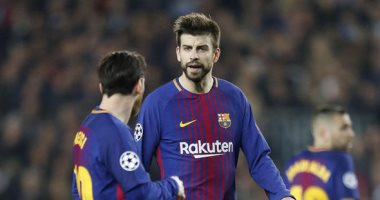 برشلونة ضد باريس سان جيرمان.. بيكيه وميسي على رأس قائمة البارسا