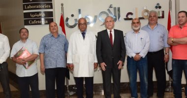صور.. محافظ الأقصر يزور مستشفى الأورام ويعد بدعم المرحلة الثالثة