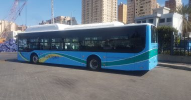 صور.. وصول أول أتوبيس كهربائى إلى الإسكندرية والتشغيل التجريبى بالكورنيش