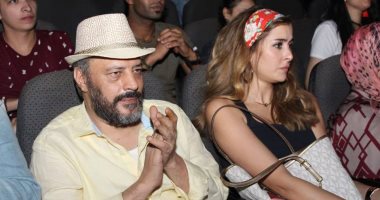 صور.. عمرو عبد الجليل وعائشة بن أحمد فى ختام "حدث فى بلاد السعادة"