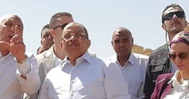 وزيرى التنمية المحلية والبيئة يصلون الوادى الجديد لمتابعة أثار حريق الراشدة