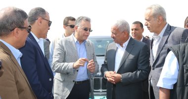 صور.. وزير النقل يوافق على تطوير طريق "السويس- الإسماعيلية" 