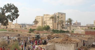 استرداد 3 آلاف متر من أراضى الدولة بعزبة الحلونى بحى غرب المنصورة