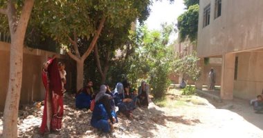 إحالة 8 أطباء وصيادلة للتحقيق بسبب الغياب عن العمل