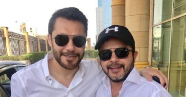 تعرف على اللقب الجديد الذى أطلقه أحمد حسن على محمد هنيدى