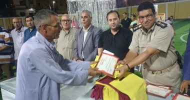 صور .. تكريم أبطال حرب أكتوبر فى احتفالية بالغربية 