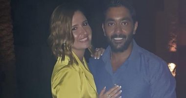 أمير كرارة ومى سليم قالوا مبروك..هل تثبت صورة زواج هنا شيحة من أحمد فلوكس؟