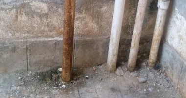 شكوى من تهالك مواسير الصرف بإسكان مدينة طيبة الجديدة فى الأقصر