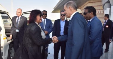 محافظ أسيوط يستقبل وزيرة الثقافة ويعلن عن ترميم منزل الزعيم الراحل جمال عبد الناصر 
