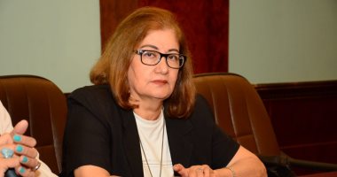 ماجدة موريس بالإسكندرية السينمائى: أحمد زكى طالب بفصلى بعدما انتقدت أحد أفلامه