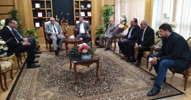 وزير الشباب يصل جامعة المنصورة ويتفقد القرية الاوليمبية
