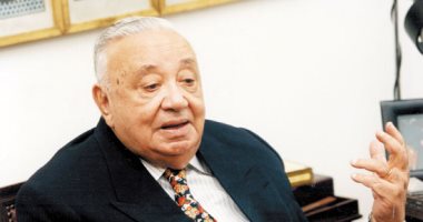 ثروت عكاشة.. 9 سنوات على رحيل أول وزير للثقافة