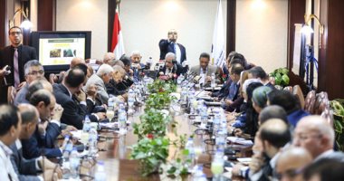 بدء اللقاء الموسع بين وزير التربية والتعليم ورؤساء تحرير الصحف