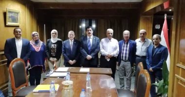 رئيس شركة مياه القليوبية يشكل لجنة لمعاينة العقارات المتصدعة بقرية الشوبك