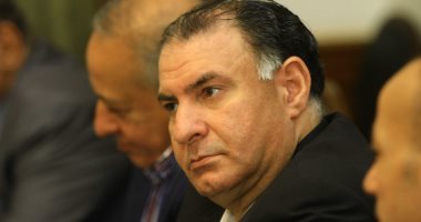 صور.. حسن راتب رئيس مجلس أمناء جامعة سيناء يصل الوفد تمهيدا لتكريمه من قبل أبو شقة