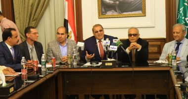 بهاء أبو شقة يتفقد آخر مراحل عمليات تطوير المقر الرئيسى لبيت الأمة