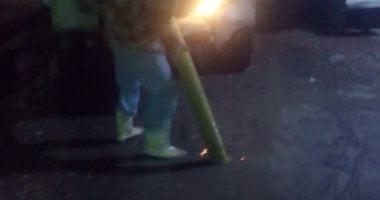 صور.. شركة الجيزه لمياه الشرب والصرف الصحى تستجيب لشكاوى المواطنين