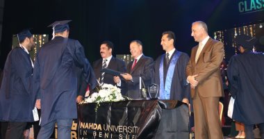جامعة النهضة تحتفل بتخريج دفعة 2018 بعدد من كلياتها