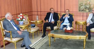 محافظ بورسعيد يستقبل وفد منظة الصحة العالمية