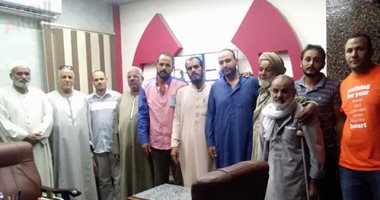  جلسة عرفية تنهى خلاف بين أبناء عمومة المشير أبو غزالة بكفر الشيخ..صور