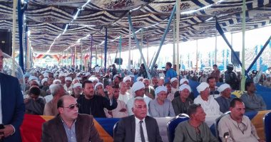 صور.. محافظ الأقصر ومدير الأمن  يشهدان إنهاء خصومة ثأرية بين عائلتين بإسنا