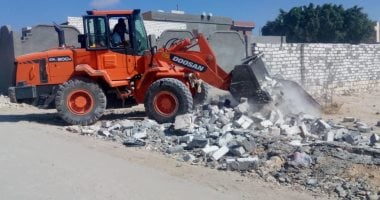 إزالة تعديات على 73 ألف متر مسطح من أراضى الدولة بمطروح