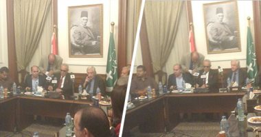بهاء أبو شقة خلال لقاء مفتوح مع أعضاء جمعية المراسلين الأجانب بالقاهرة.. حزب الوفد لن يرضخ لأى ضغوط.. الحديث عن وضع حقوق الإنسان بمصر مزايدات.. قانون الطوارئ يطبق لمواجهة الإرهاب.. والمصالحة مع الإخوان مرفوضة