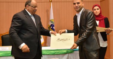 وزير التنمية المحلية: تدشين بنك أفكار لتطوير عمل المحليات ومواجهة الروتين