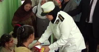 الداخلية توزع ملابس العيد على مرضى مستشفى أبو الريش للأطفال 